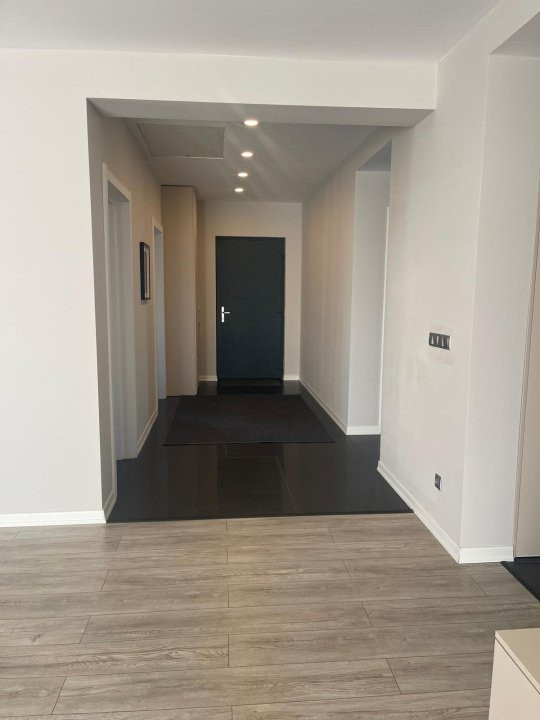 Vila individuala de vanzare 4 camere Crevedia - Samurcasi