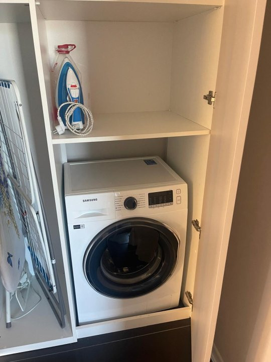 Vila individuala de vanzare 4 camere Crevedia - Samurcasi