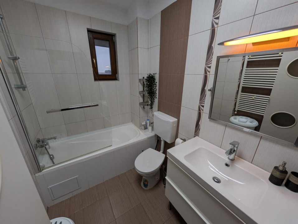 De Închiriat: Apartament Superb 3 Camere + Loc de Parcare