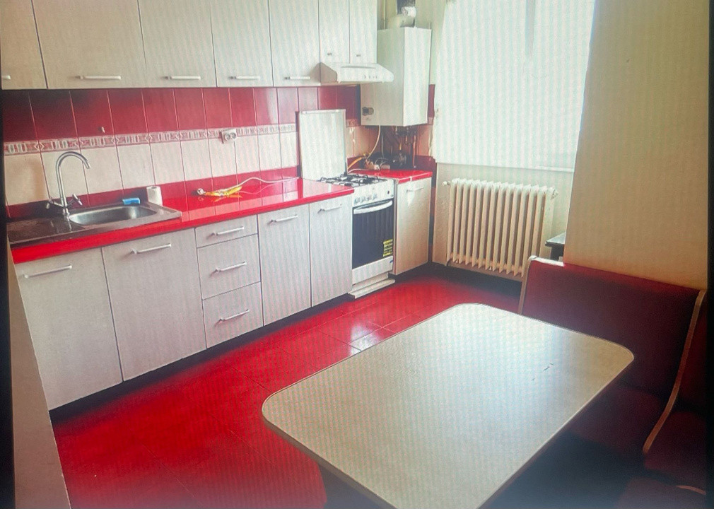 Închiriere apartament 3 camere Ultracentral 