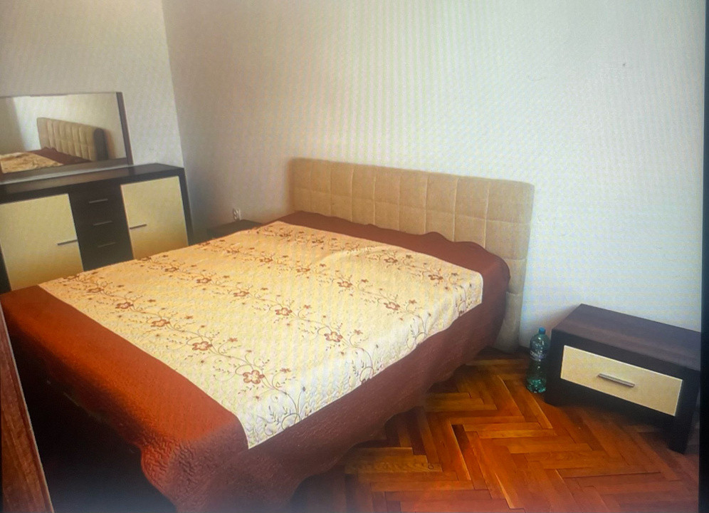Închiriere apartament 3 camere Ultracentral 