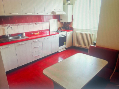 Închiriere apartament 3 camere Ultracentral 
