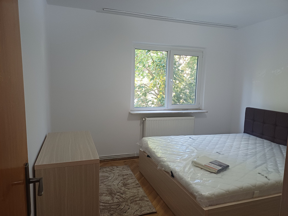  Inchiriere apartament 3 camere Central