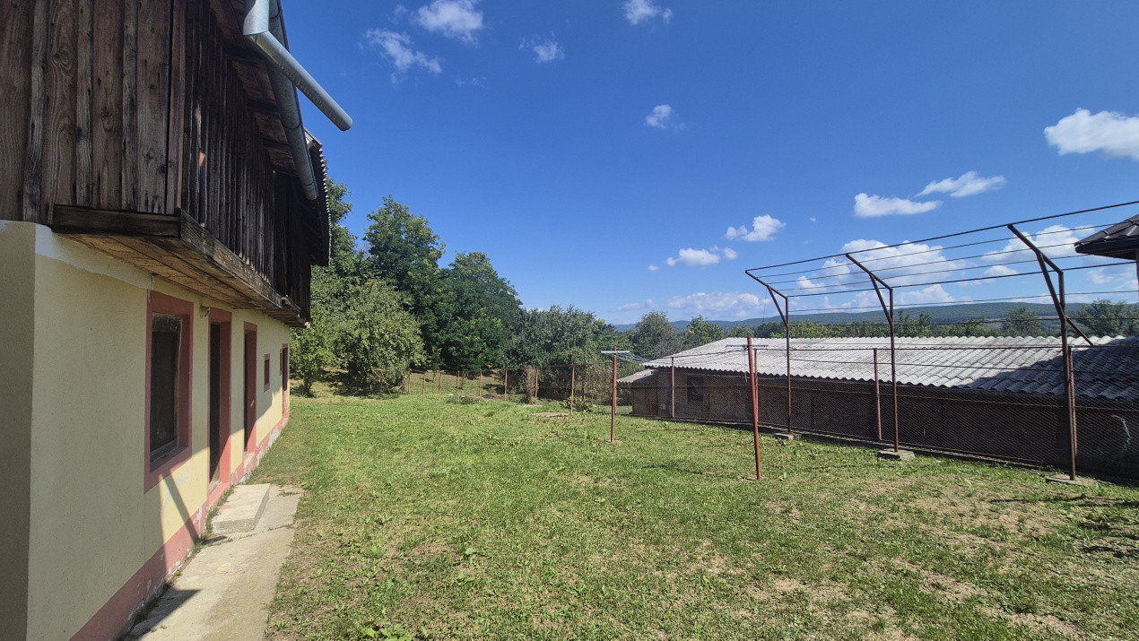 Casă de vânzare în Băjești, comuna Bălilești, județul Argeș – Mioveni