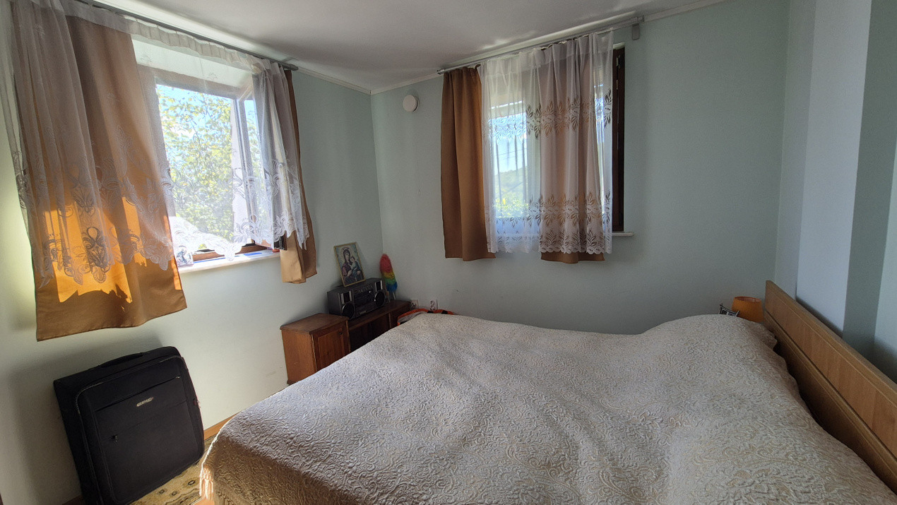 Casă de vânzare în Băjești, comuna Bălilești, județul Argeș – Mioveni