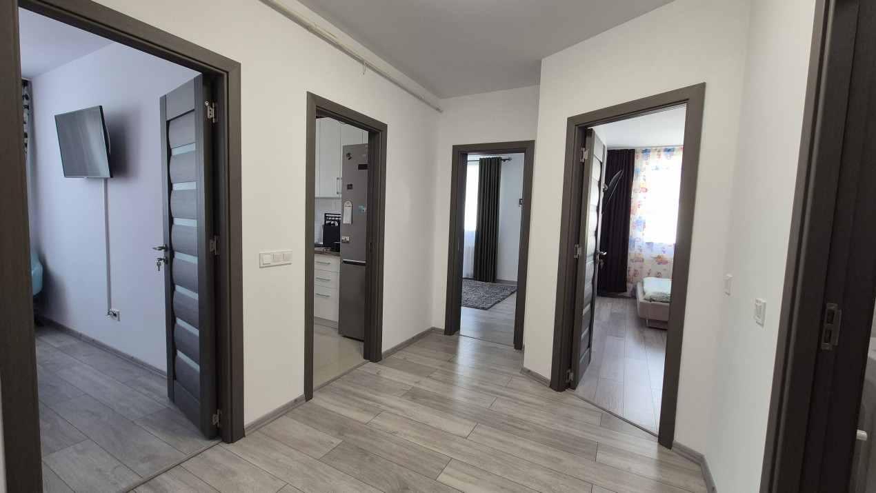 De vânzare | Apartament 3 camere, Etaj 2 | Zona Trivale, lângă pădure