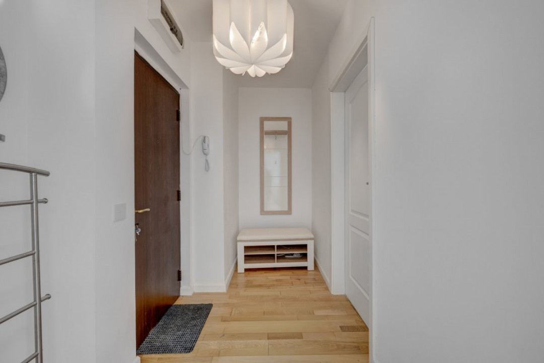 Apartament de 2 camere proaspăt renovat, 5 min metrou, prima închiriere!