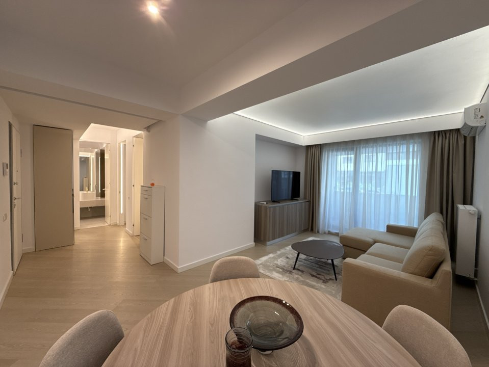 DE INCHIRIAT 2 CAMERE / LOC PARCARE SUBTERAN
