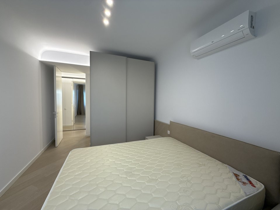 DE INCHIRIAT 2 CAMERE / LOC PARCARE SUBTERAN