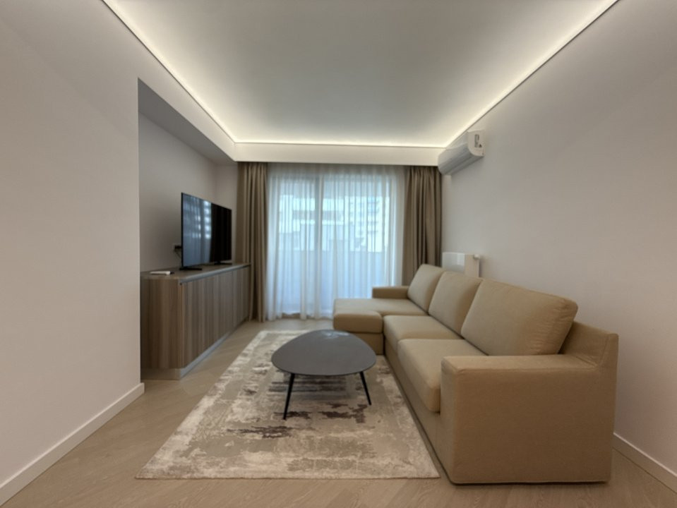 DE INCHIRIAT 2 CAMERE / LOC PARCARE SUBTERAN