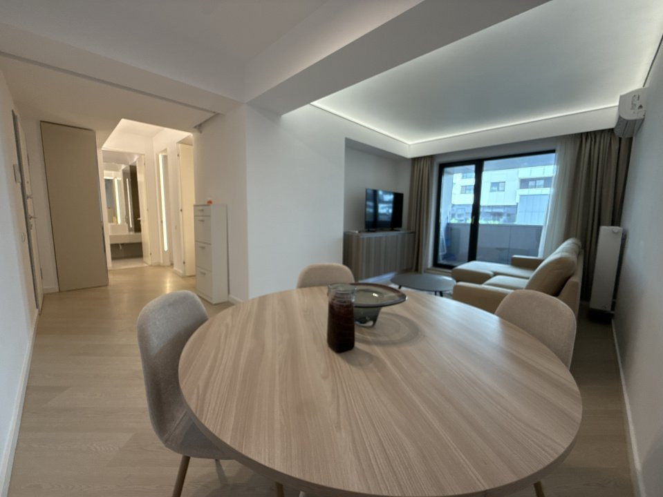 DE INCHIRIAT 2 CAMERE / LOC PARCARE SUBTERAN