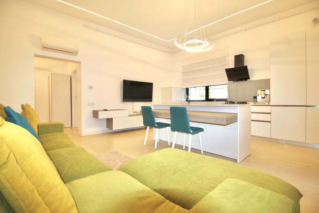 BANEASA-SOS. STRAULESTI, APARTAMENT CU GRADINA 20 MP SI LOC PARCARE!
