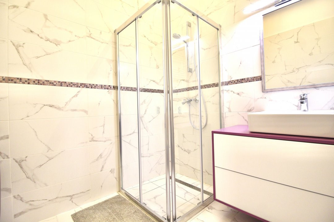 BANEASA-SOS. STRAULESTI, APARTAMENT CU GRADINA 20 MP SI LOC PARCARE!