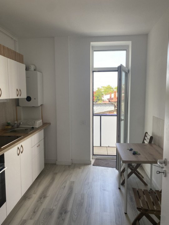 STUDIO DUBLU COCHET 65 mp, PRIMA INCHIRIERE