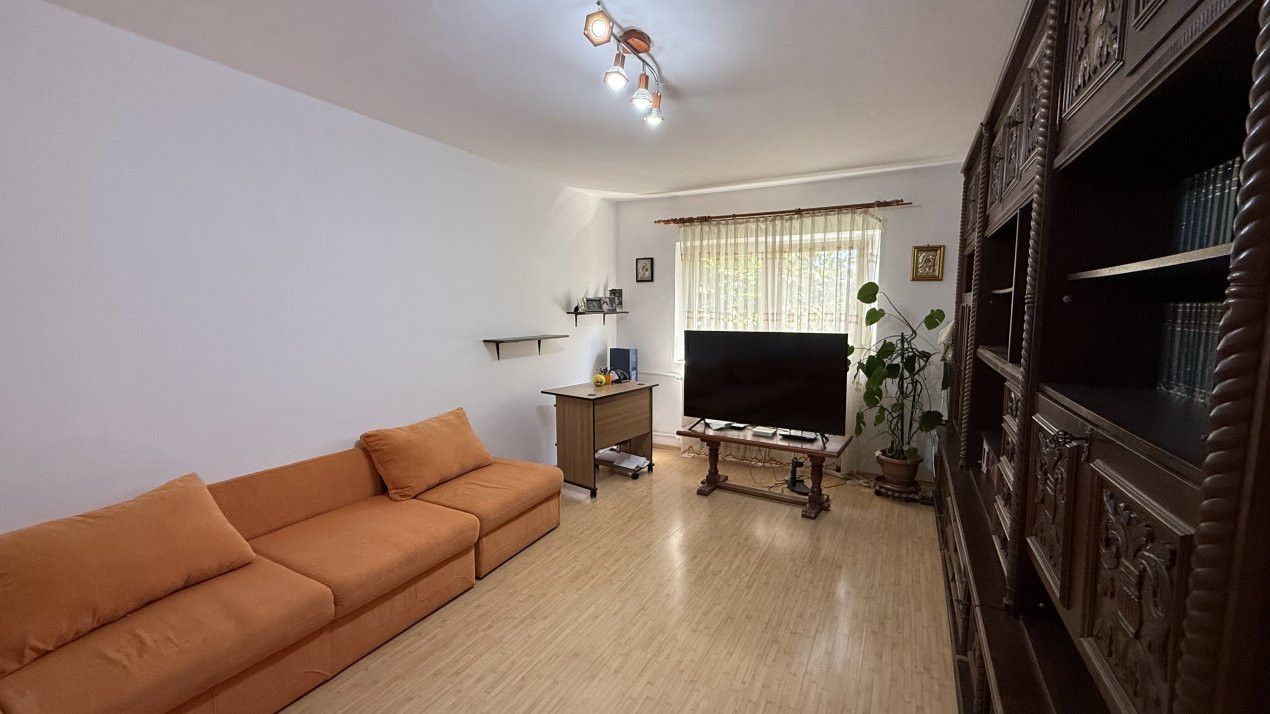 BANEASA 2 CAMERE 2/4 DE VANZARE