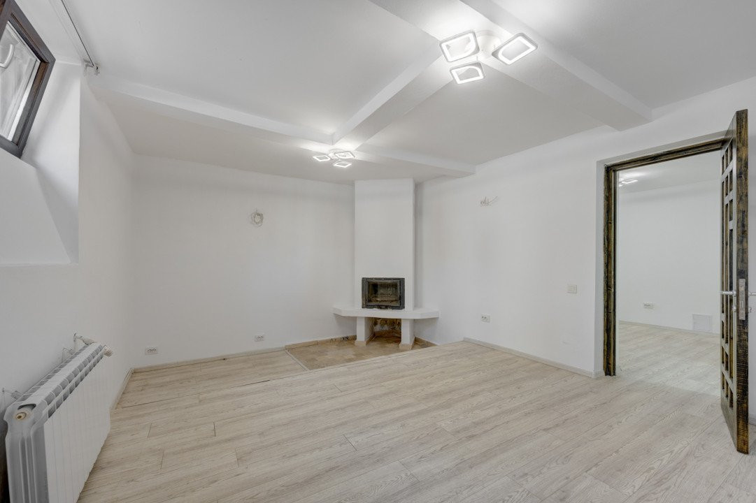 Dacia - Piata Spania, apartament 4 camere, 111 mp, demisol, renovat 