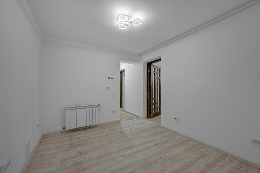 Dacia - Piata Spania, apartament 4 camere, 111 mp, demisol, renovat 