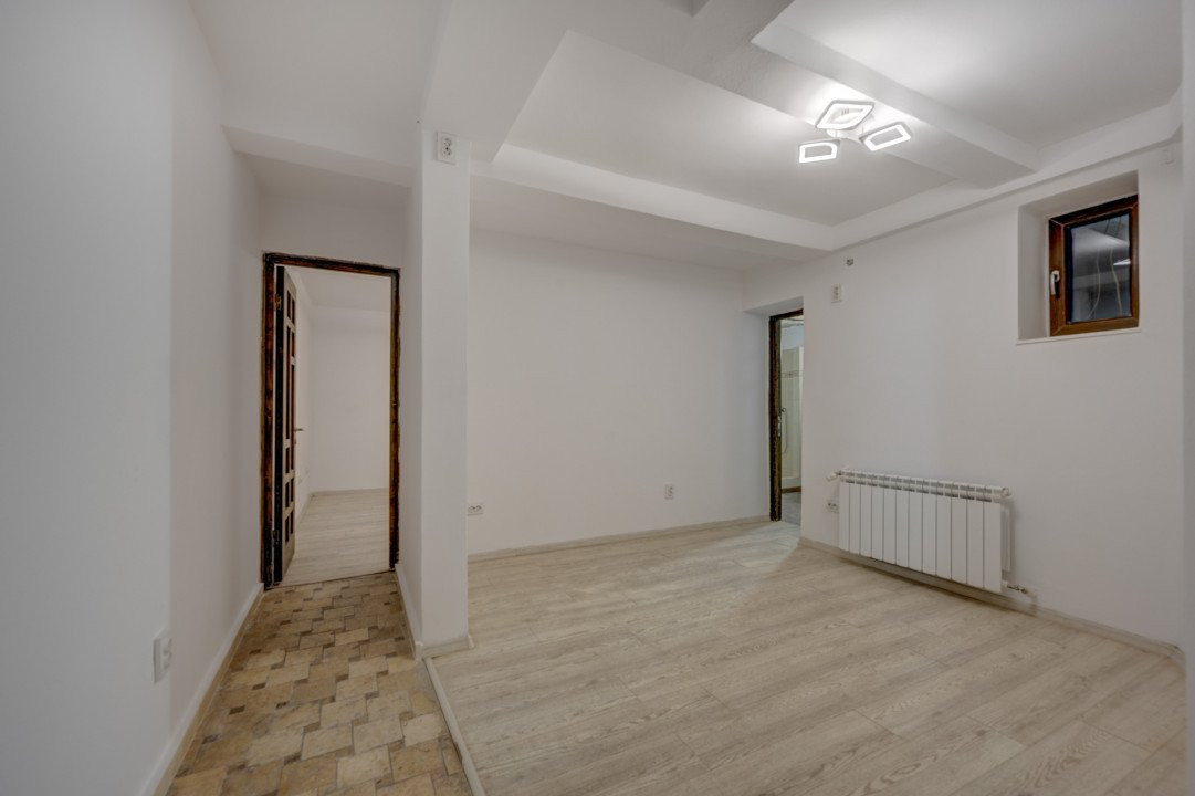 Dacia - Piata Spania, apartament 4 camere, 111 mp, demisol, renovat 