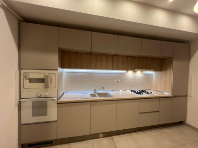 Apartament lux 3 camere, parcare subterana Laguna Residence