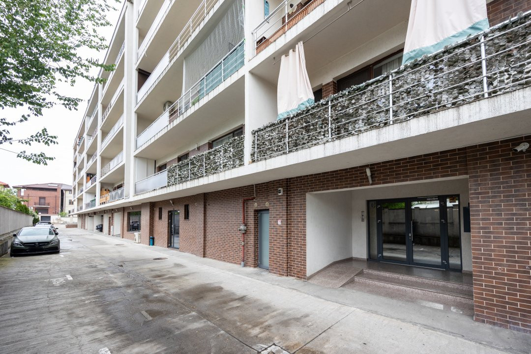 Apartament 3 camere | De vanzare | Piata Presei | Straulesti