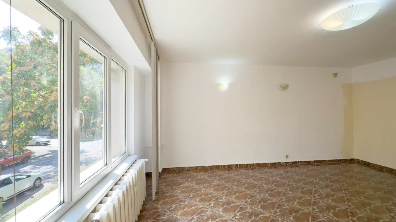 Apartament 3 camere, la etajul 1, pe Șos. Virtuții – ai tramvaiul 41 la ușă!