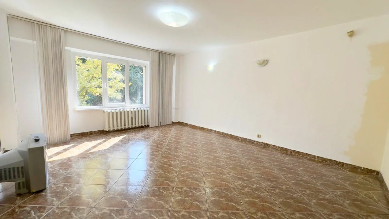 Apartament 3 camere, la etajul 1, pe Șos. Virtuții – ai tramvaiul 41 la ușă!