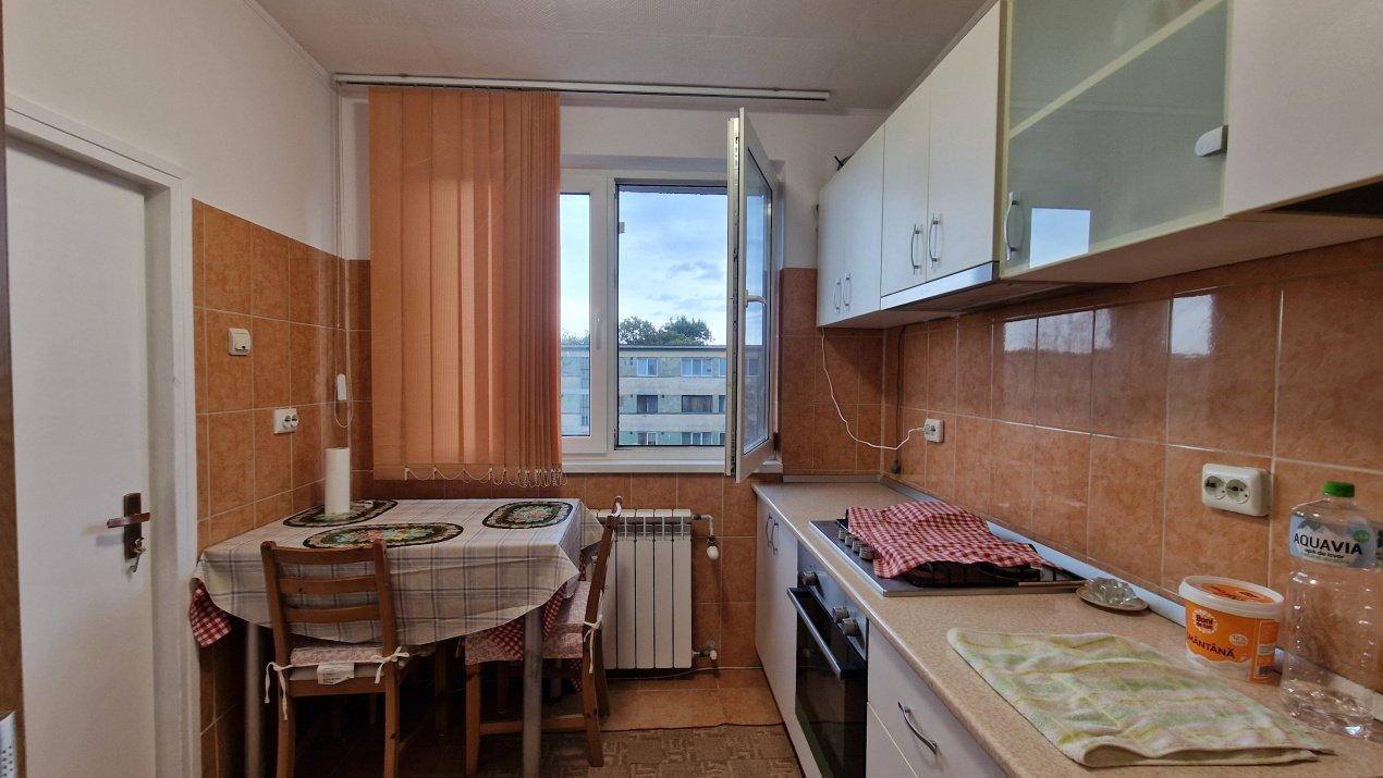 Apartament cu 3 camere de inchiriat - Crangasi, Constructorilor