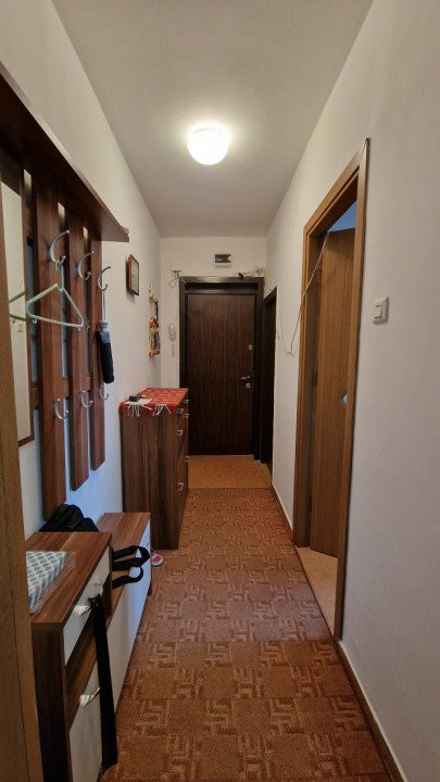 Apartament cu 3 camere de inchiriat - Crangasi, Constructorilor