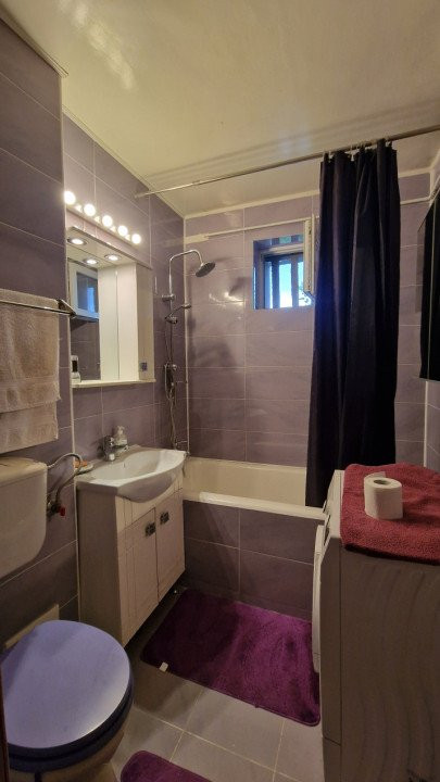 Apartament cu 3 camere de inchiriat - Crangasi, Constructorilor