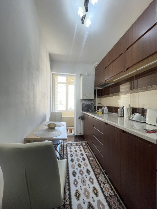 Apartament cu 2 camere de vanzare in zona Lujerului