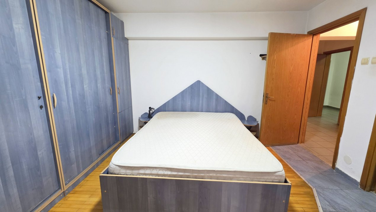 Intr-adevar unic. Apartament cu 3 camere, peste 90 mp, Cernauti
