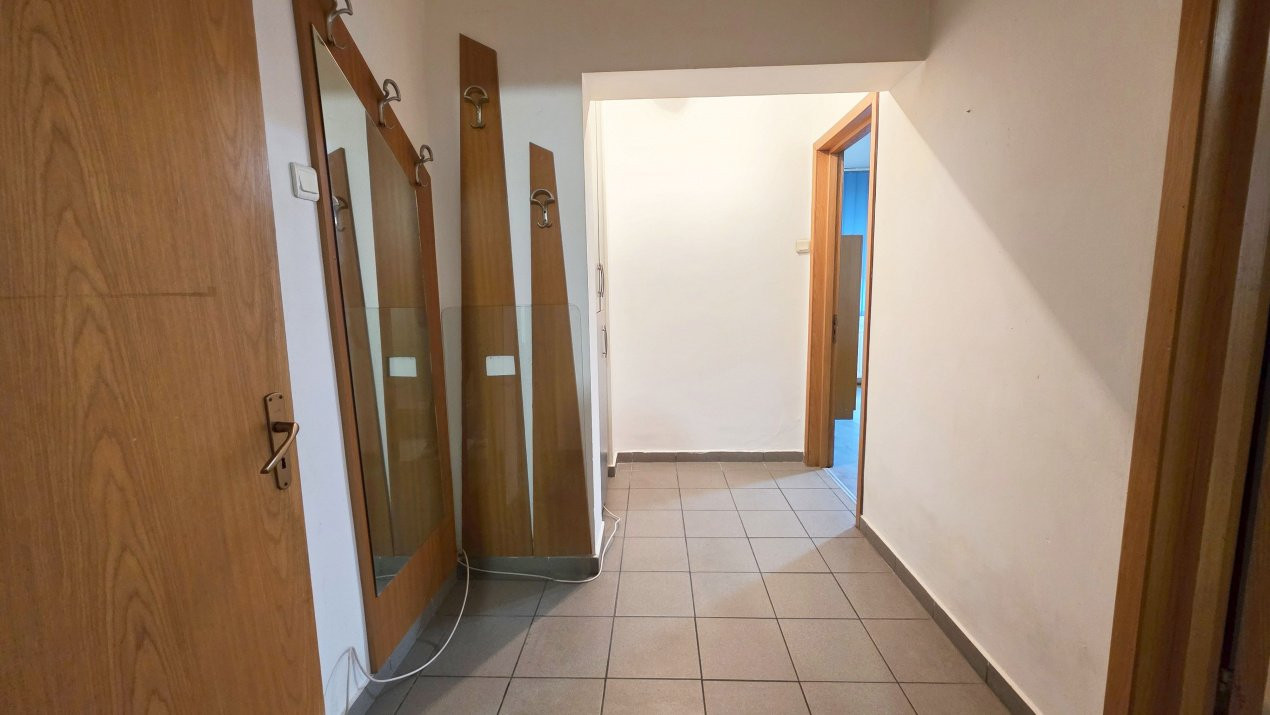 Intr-adevar unic. Apartament cu 3 camere, peste 90 mp, Cernauti