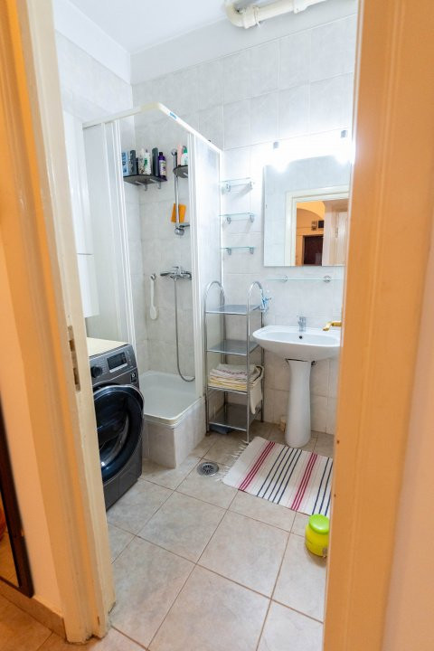 Apartament unic cu 2 camere in blocurile rusesti din Vatra Luminoasa