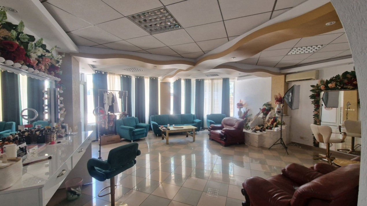 Vila individuala , B-dul Pieptanari, acceptam si cazre muncitori !