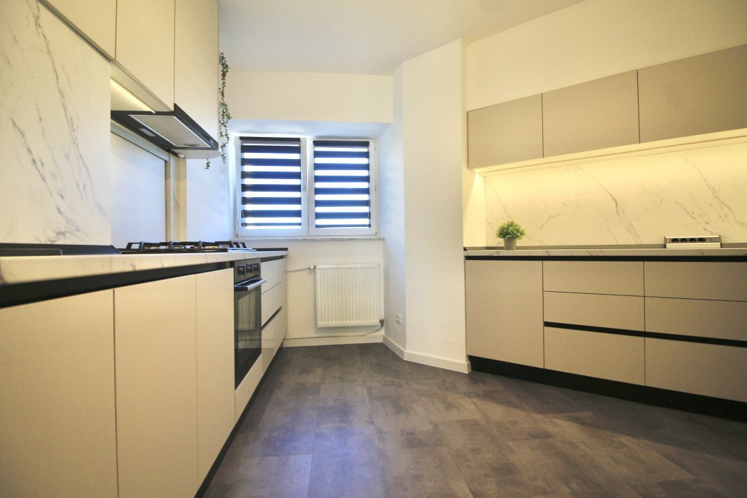 CALEA PLEVNEI-CASA RADIO, APARTAMENT DECOMANDAT,, BLOC 1994!