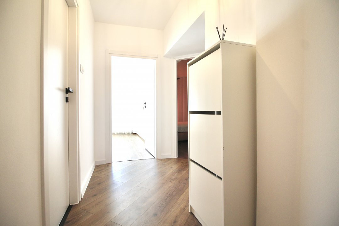 CALEA PLEVNEI-CASA RADIO, APARTAMENT DECOMANDAT,, BLOC 1994!