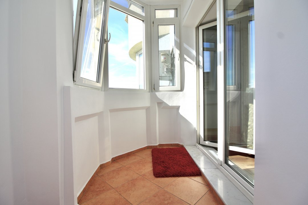 CALEA PLEVNEI-CASA RADIO, APARTAMENT DECOMANDAT,, BLOC 1994!