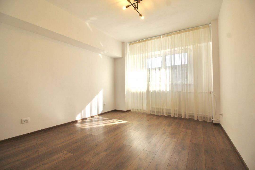 CALEA PLEVNEI-CASA RADIO, APARTAMENT DECOMANDAT,, BLOC 1994!