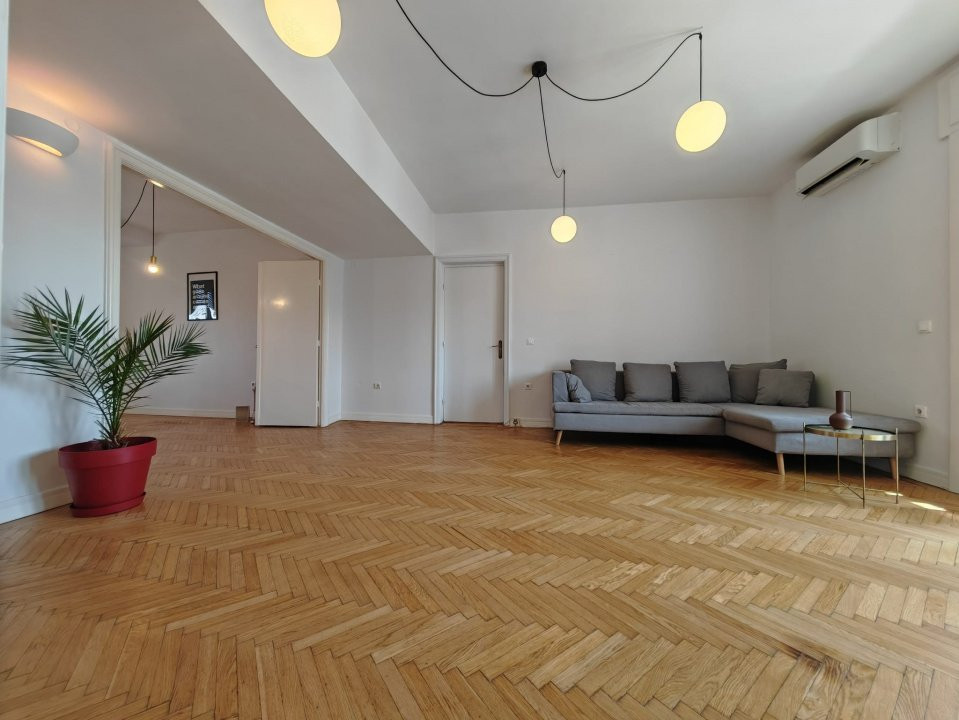 Apartament 4 camere, Piața Victoriei – str. Occidentului