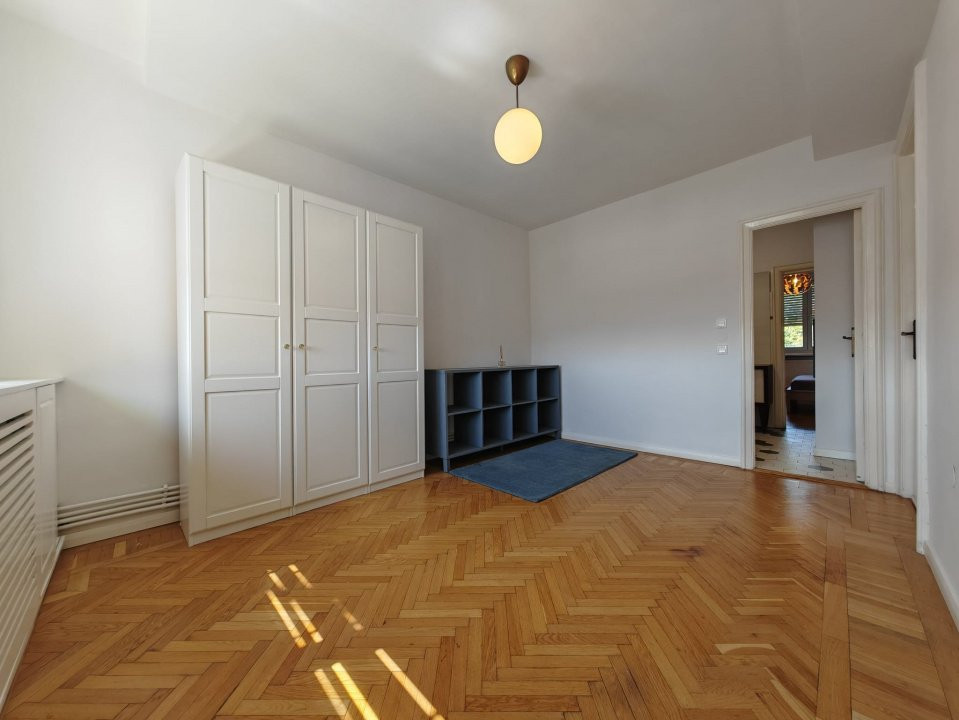 Apartament 4 camere, Piața Victoriei – str. Occidentului