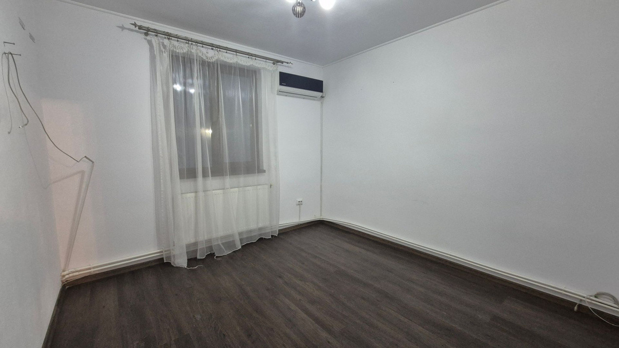 Apartament 4 camere P.Craiovei | 100 mp | Garaj | Panouri Fotovoltaice