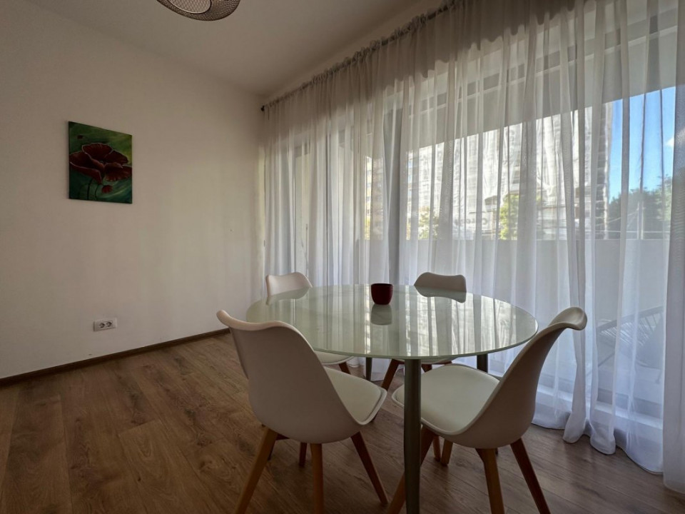 Cel mai spatios si frumos apartament de la Costin Georgian