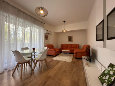 Cel mai spatios si frumos apartament de la Costin Georgian