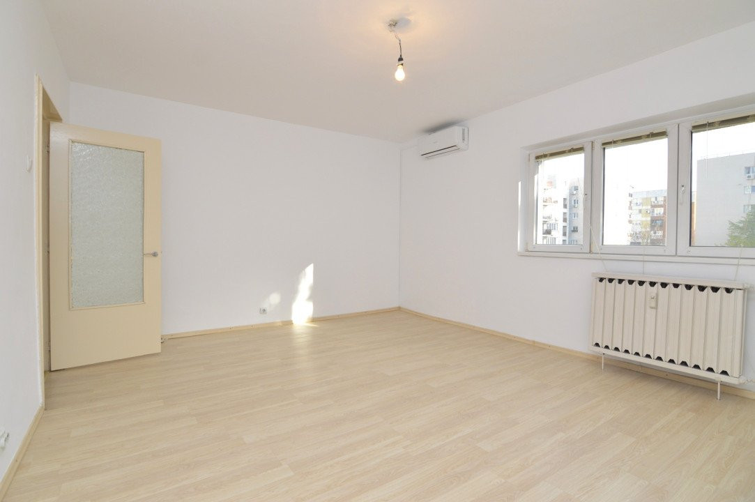 VANZARE APARTAMENT 3 CAMERE UNIRII – NERVA TRAIAN