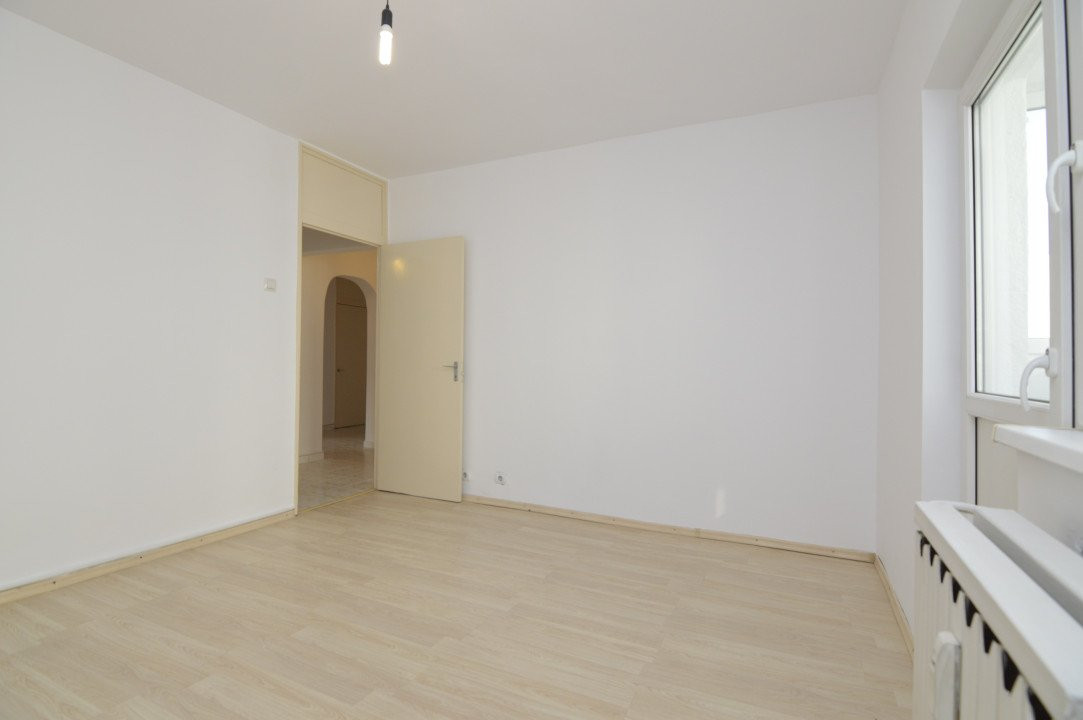 VANZARE APARTAMENT 3 CAMERE UNIRII – NERVA TRAIAN