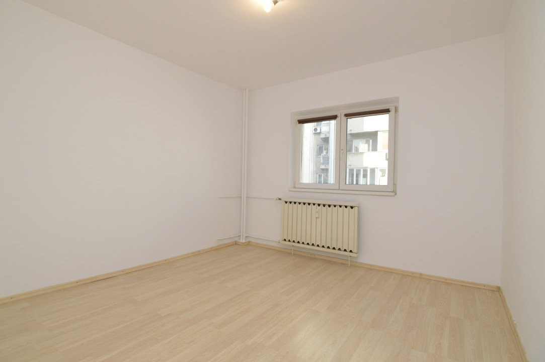VANZARE APARTAMENT 3 CAMERE UNIRII – NERVA TRAIAN