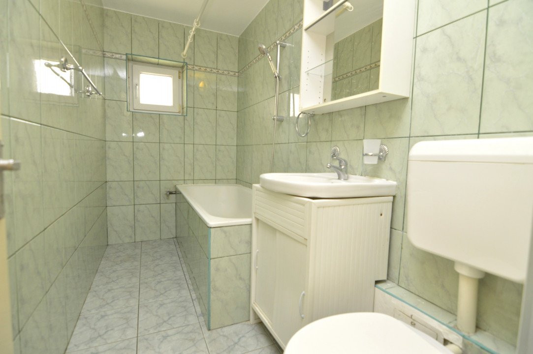 VANZARE APARTAMENT 3 CAMERE UNIRII – NERVA TRAIAN