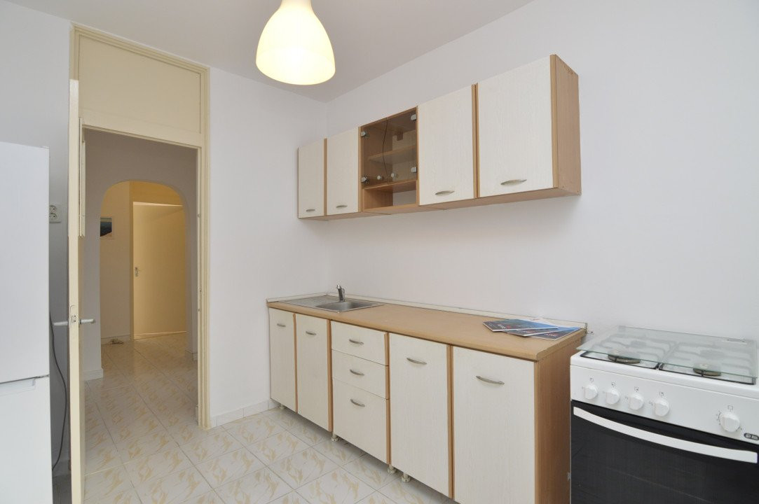 VANZARE APARTAMENT 3 CAMERE UNIRII – NERVA TRAIAN