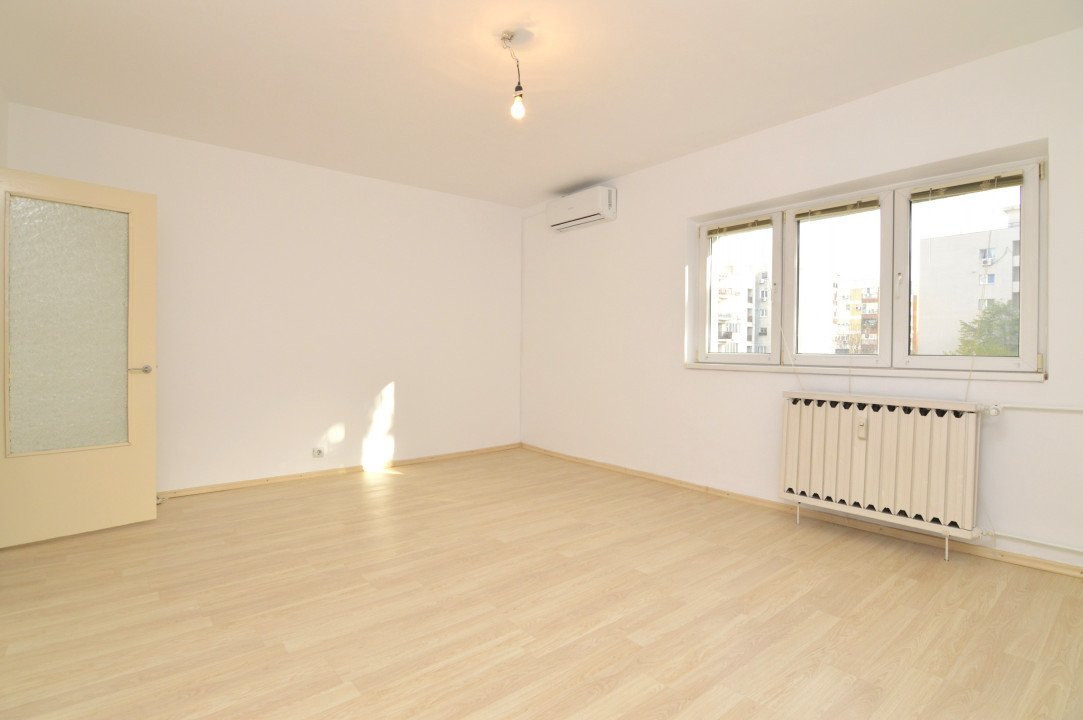 VANZARE APARTAMENT 3 CAMERE UNIRII – NERVA TRAIAN