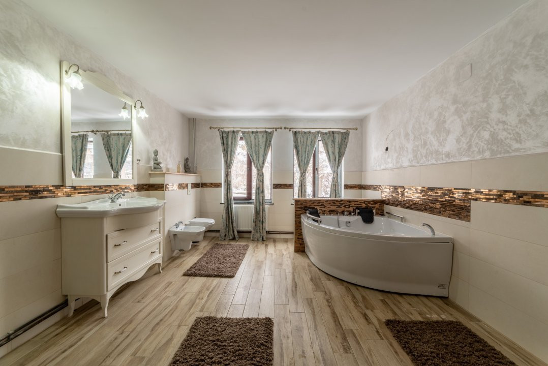 Casa spațioasă cu 6 camere și teren generos, lângă pădure - Valea Ursului/Argeș